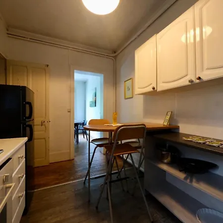 Maison Face A L'hotel De - 4 Chb - 2 Sdb *
