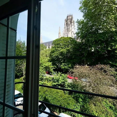 Les Jardins De L'hotel De Руан